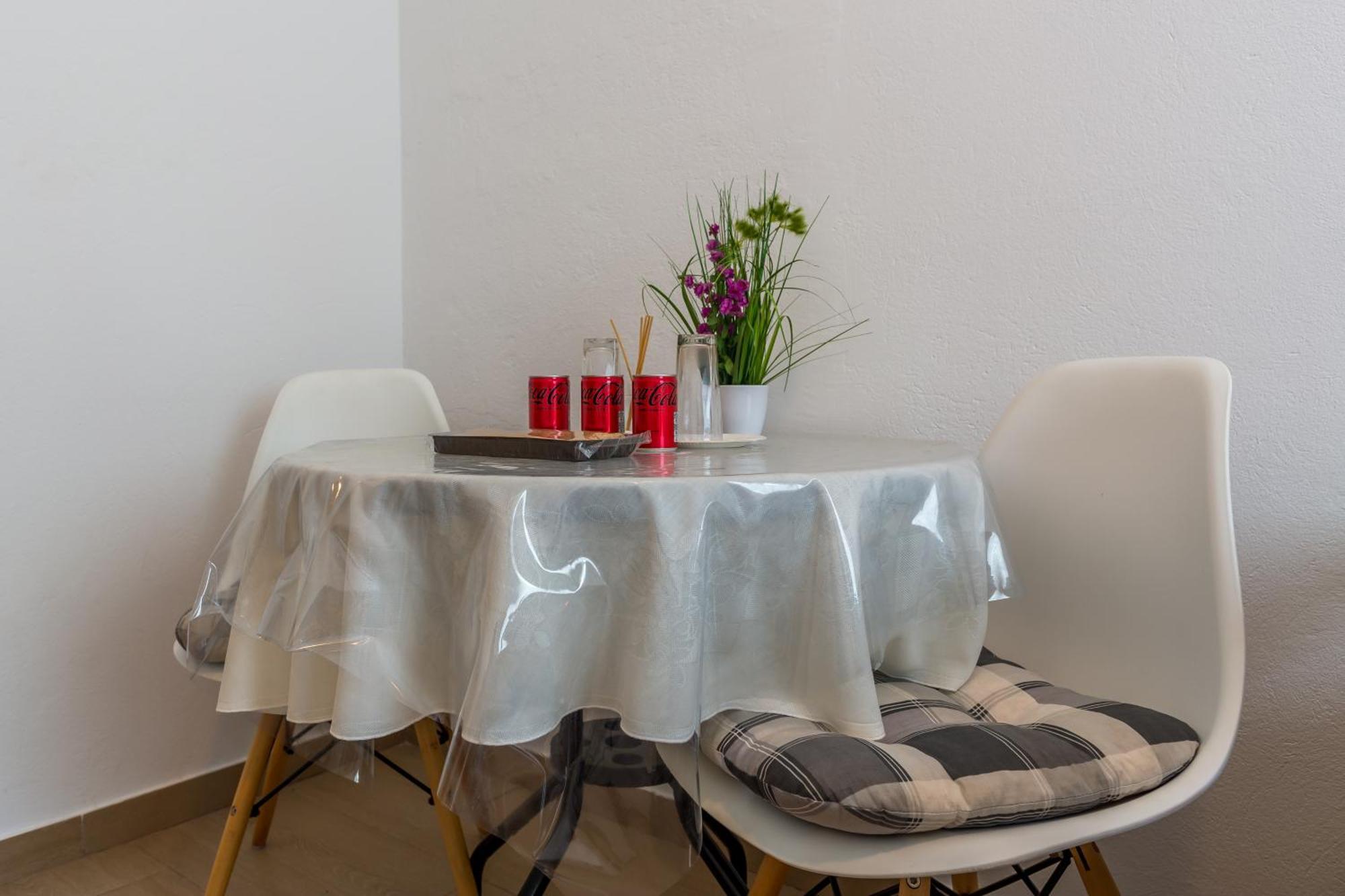 Apartments Claudia Шмирка Екстер'єр фото