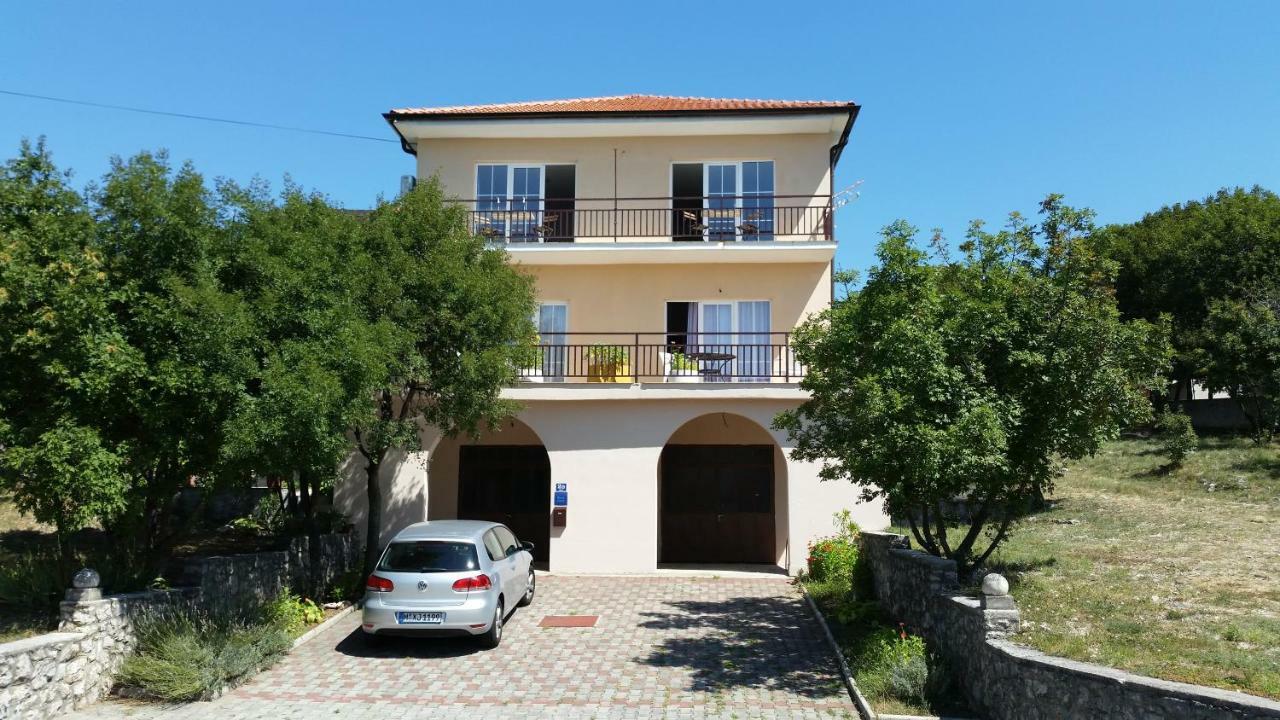 Apartments Claudia Шмирка Екстер'єр фото